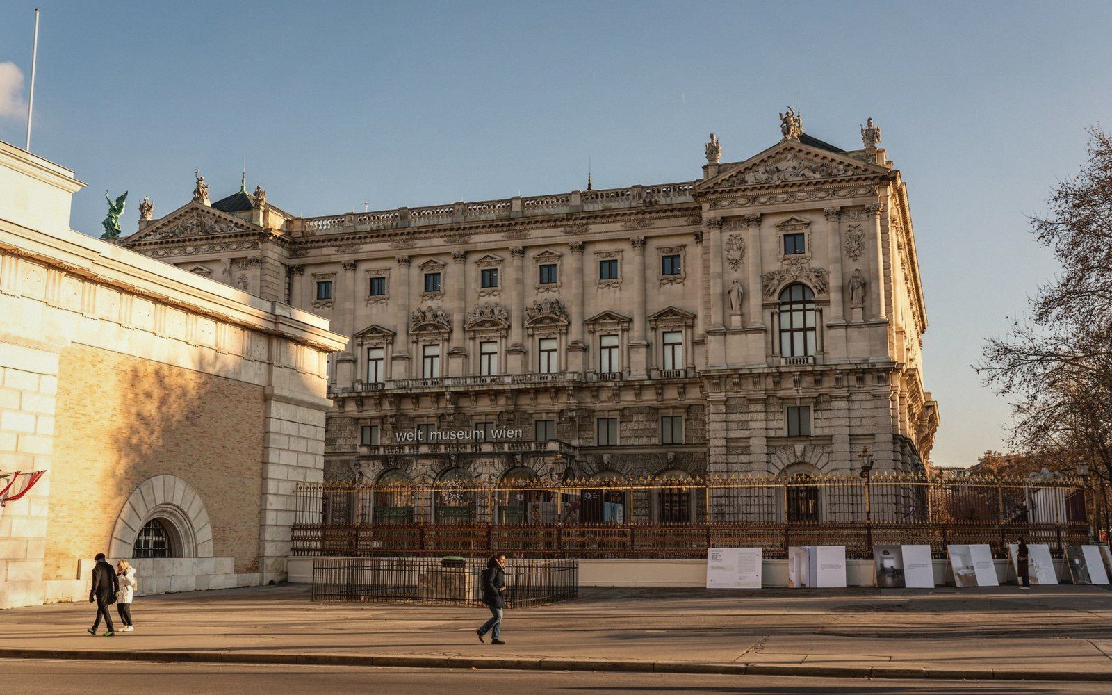 Opening plate for “The Wien Museum Is Vienna Looking at Itself”